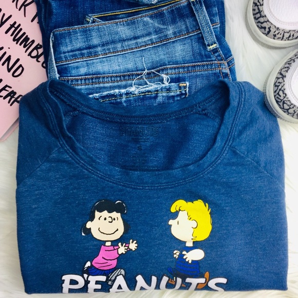 Snoopy Sweatshirt - Picture 5 of 8